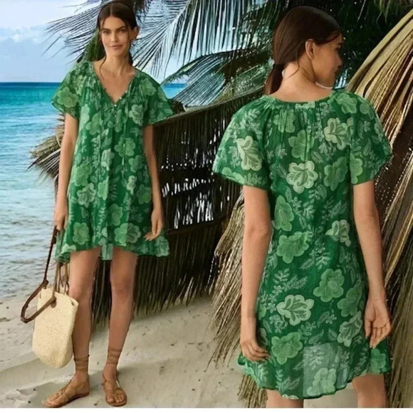 Sundry Dresses & Skirts - Sundry V-Neck Mini Swing Dress Tropical Vacation Lightweight Women’s Size S 4-6